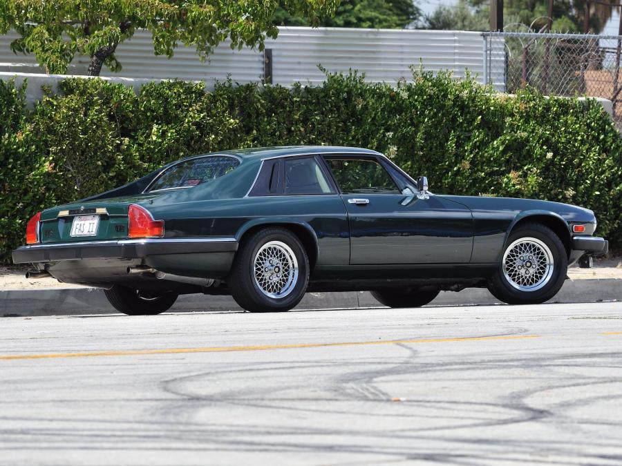  Jaguar XJ-S 1975 года  (US) (фото 2 из 10)